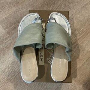 Donald J. Pliner size 10 Silver Slip ons with Toe Ring